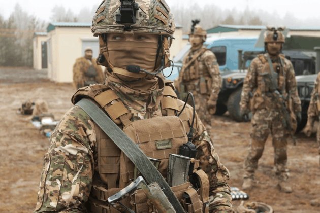 Україна готувалася до війни, але не очікувала удару в спину зі сторони Білорусі — Данілов