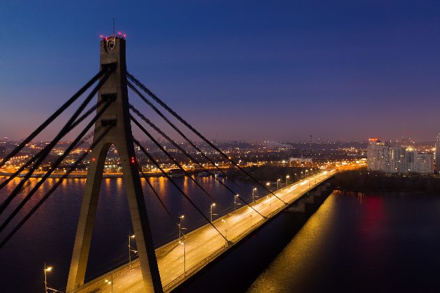 Кличко повідомив про відновлення руху на двох київських мостах 3 березня 