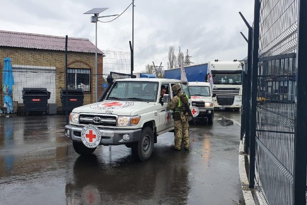 Представники Червоного Хреста відвідали українських полонених у Донецьку та Горлівці