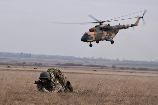 Українці найбільше довіряють Збройним силам та Зеленському — опитування