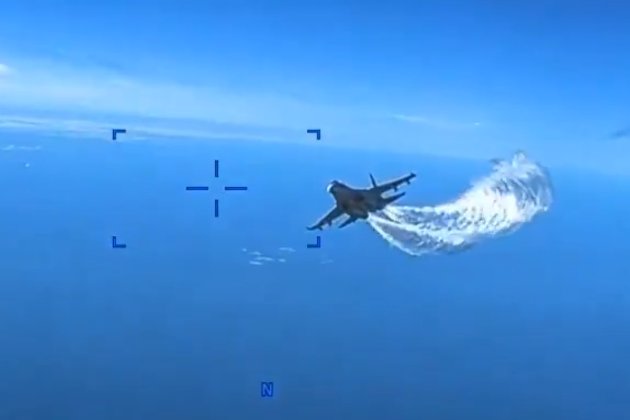 Пентагон показав відео атаки російських Су-27 на американський MQ-9 Reaper