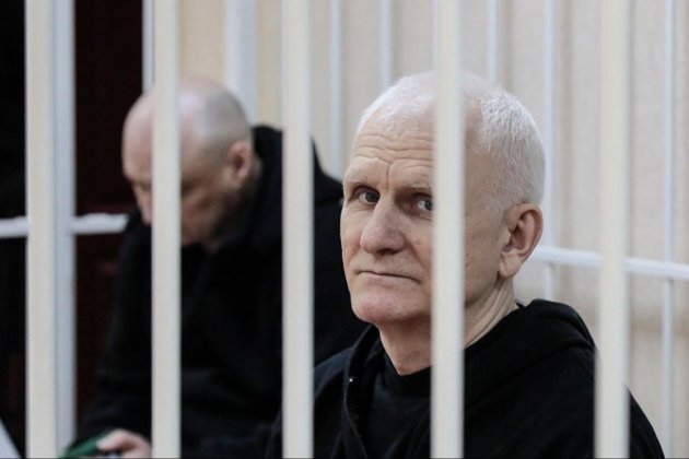 У Білорусі Нобелівського лауреата Алеся Бялецького засудили до 10 років в'язниці