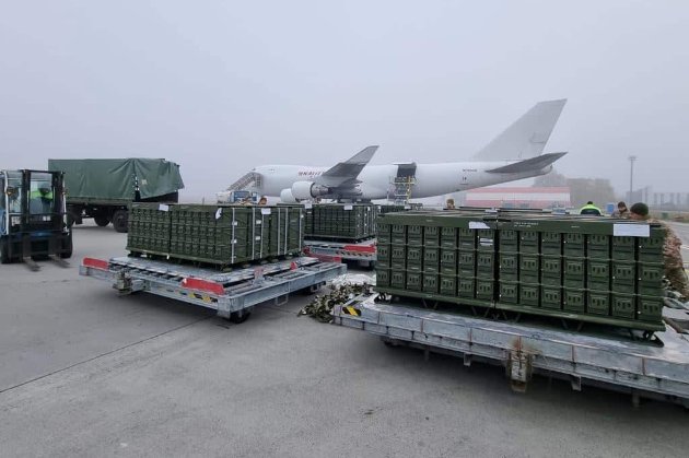 Снаряди, ракети, катери: США оголосили новий пакет військової допомоги