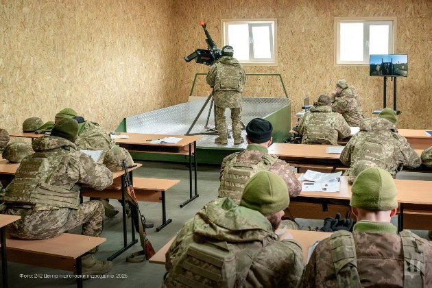 «Основи національного спротиву» замість БЗВП: студентам ухвалили нову дисципліну