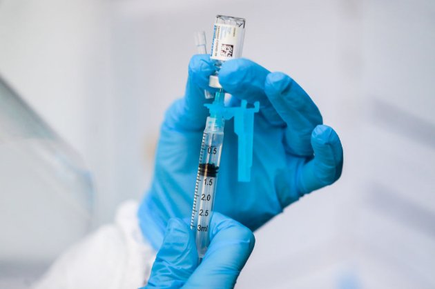 МОЗ чекає на вакцину з Південної Кореї для другої дози вже щепленим проти COVID