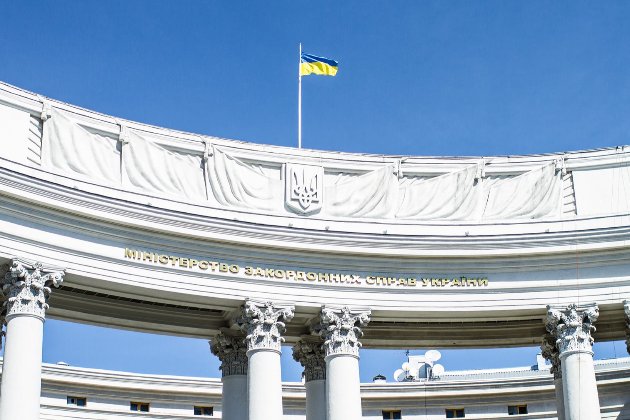 У відповідь на події у Санкт-Петербурзі Київ висилає працівника посольства РФ