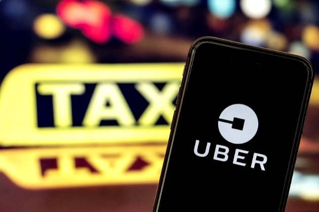 Uber повернувся до Києва: не працюватиме лише під час комендантської години