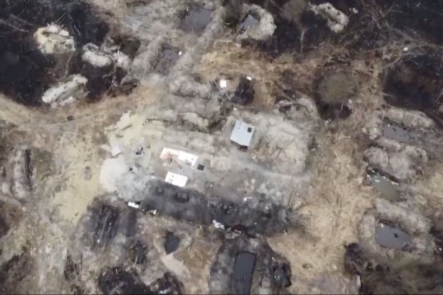 «Енергоатом» показав аерозйомку окопів російських загарбників, які вони вирили в зоні відчуження біля ЧАЕС