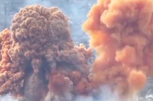 Як горіла азотна кислота у Рубіжному після російського обстрілу — відео з дрону