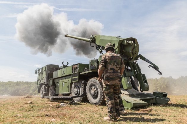 Франція передасть Україні 155-мм САУ «Caesar» — Макрон (відео)