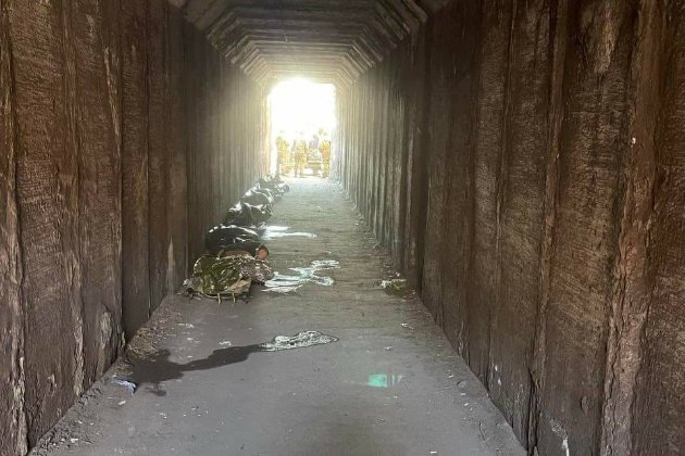 У Маріуполі окупанти звозять тіла вбитих жителів у підземні переходи