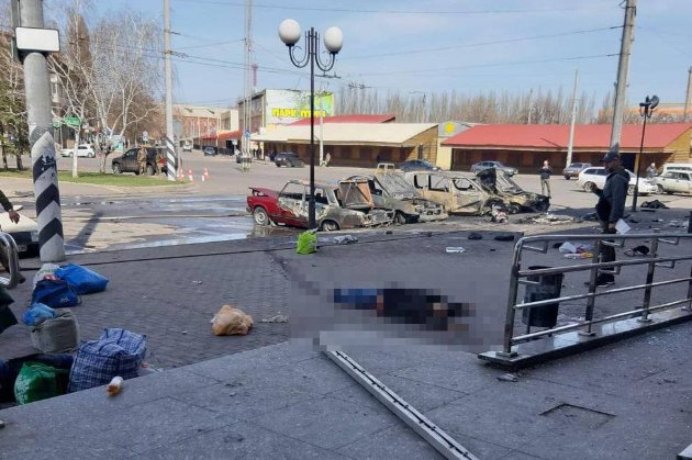 Удар по вокзалу у Краматорську: 30 загиблих, 100 поранених (фото 18+)