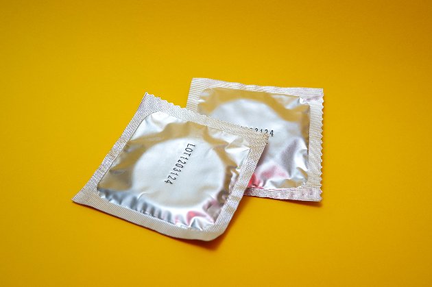 Виробник контрацептивів Durex і Contex йде з російського ринку