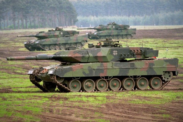 В Україну вирушили шість обіцяних танків Leopard 2 з Іспанії
