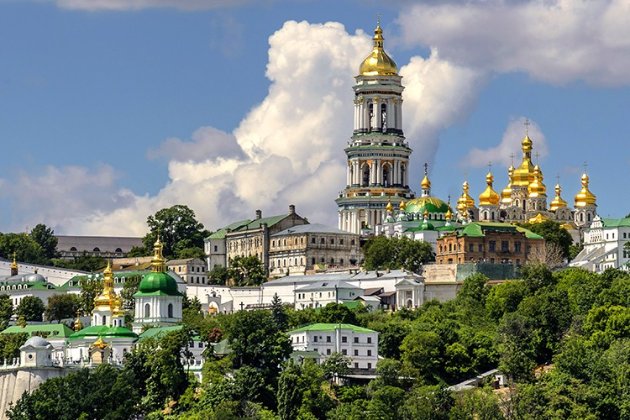 У Києво-Печерській лаврі почала працювати комісія Мінкульту (фото)