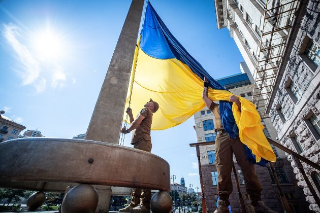25% українців вважають, що Україна перебуває під контролем Заходу — КМІС