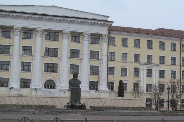 Вночі дрони атакували авіаційний навчальний центр у Борисоглєбську (відео)