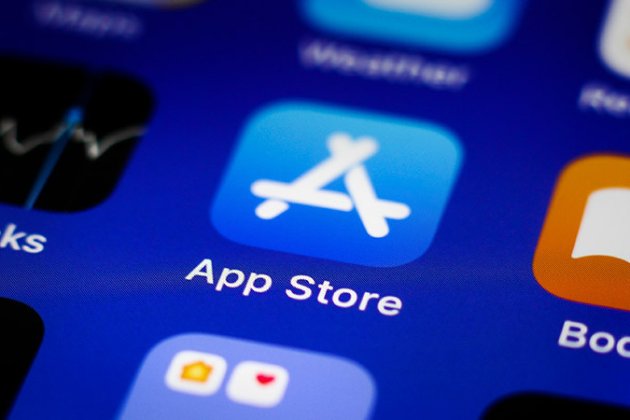 Apple вилучила Telegram, WhatsApp і Threads з китайського App Store 