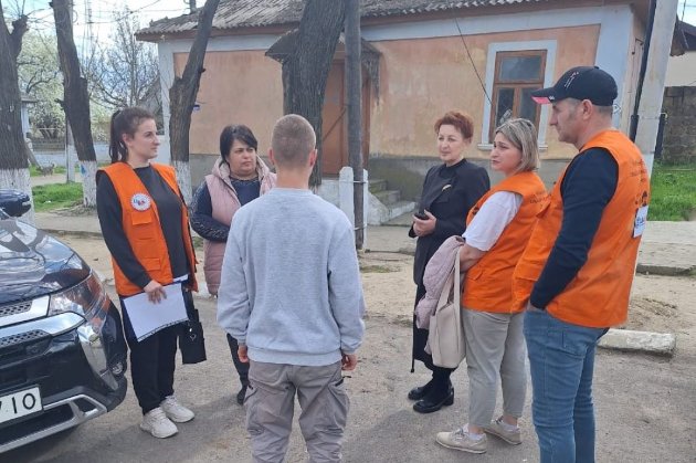 На Одещині люди у військовій формі забрали підлітка у бус: поліція відкрила справу (оновлено)