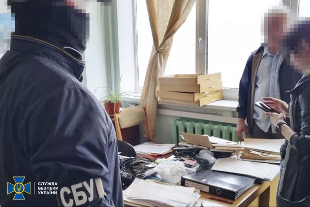 СБУ затримала інженерів-зрадників, які хотіли продати рф секретні українські розробки (фото)
