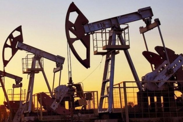 Ціни на нафту продовжують падати, опустившись до чотирирічного мінімуму
