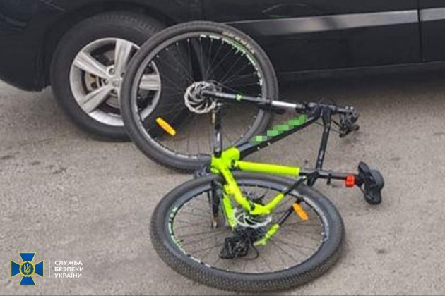 Кілер з Балкан намагався вбити високопосадовця ВМС ЗСУ під прикриттям ремонту велосипеда (фото)