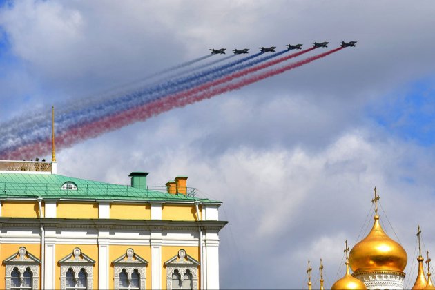 У росії можуть скасувати парад на 9 травня через побоювання далекобійних українських ракет
