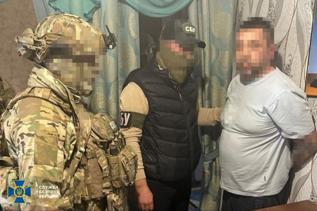 Рецидивіст, таксист, лікар і подружжя: по Україні затримали організаторів «ухилянтських схем»