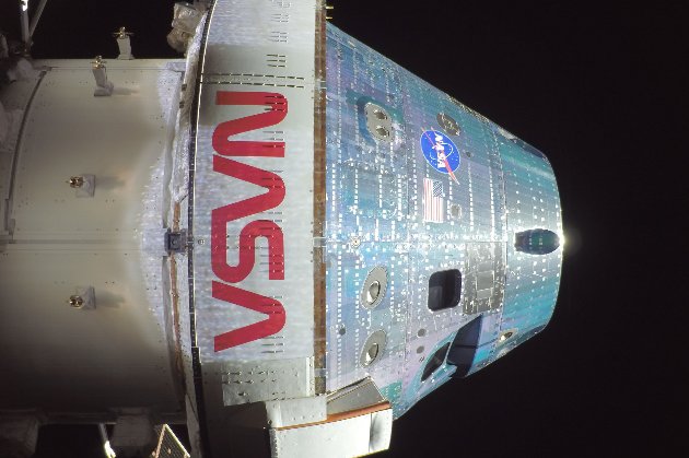 Астронавти місії Artemis II встановили рекорд дальності польоту від Землі (фото)