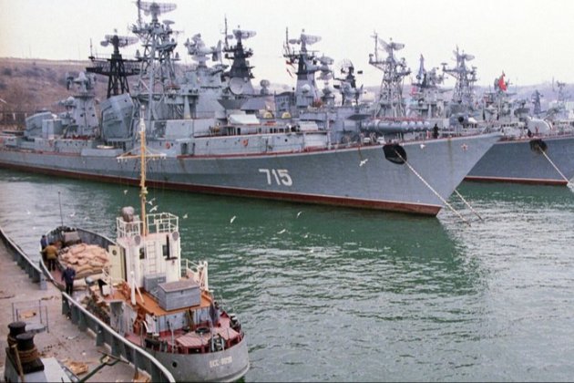 Вночі у Севастополі вразили пункт управління рухом військових кораблів