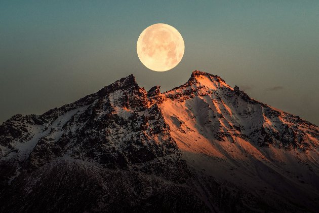 Новий і повний Місяць у травні 2026: місячний календар