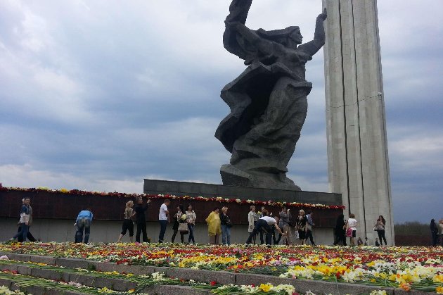 Сейм Латвії дозволив знести пам'ятник Визволителям Риги