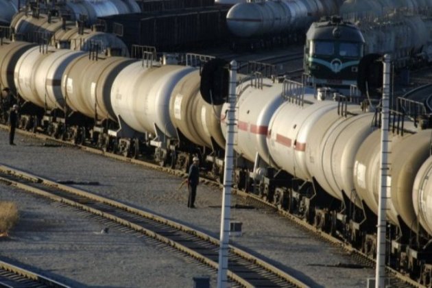 «Укрзалізниця» закуповуватиме нафтопродукти для держави — Шмигаль