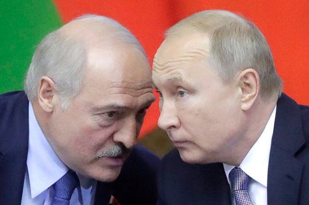 Лукашенко заявив путіну, що НАТО планує захопити захід України