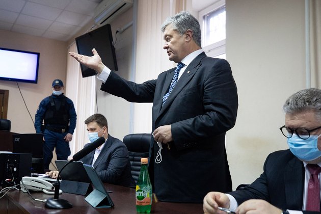 Адвокат Порошенка назвав свідчення Медведчука «піаром» СБУ