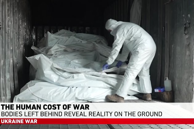 Al Jazeera показала вагон-рефрижератор, забитий тілами російських військових (відео)
