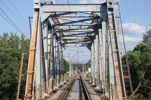 У Курській області обвалився залізничний міст (оновлено)