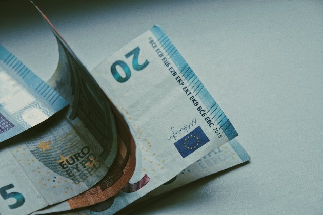 Парламент Хорватії схвалив перехід на євро з національної валюти