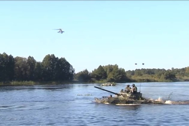 Навчання у Білорусі: десантники будуть форсувати річку неподалік від кордону з Україною