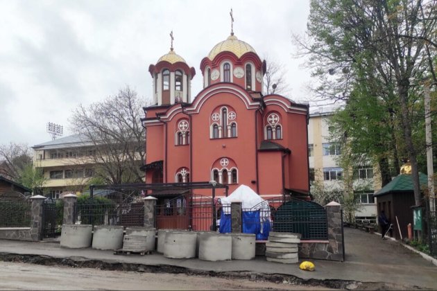 Чернівецька облрада заборонила діяльність УПЦ МП в області