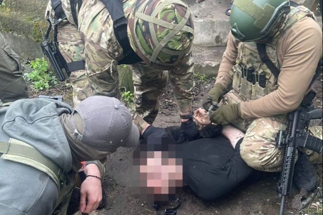 Жителя Києва викрили на передачі ворогу відомостей про оборону столиці