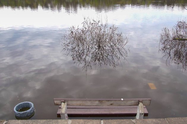 У Києві знову зріс рівень води у Дніпрі