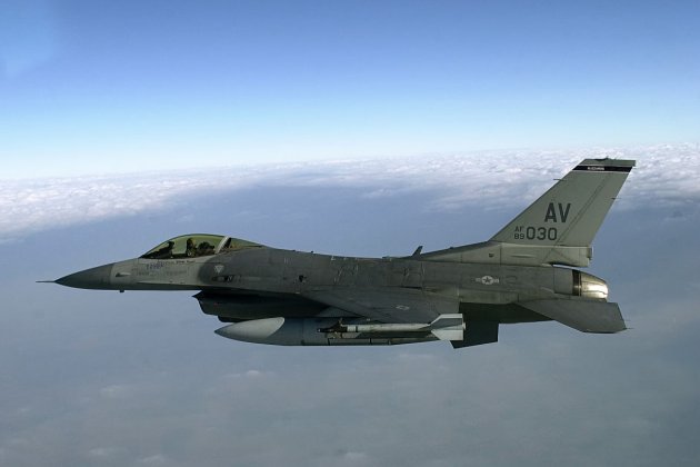 Україна отримає винищувачі F-16 не раніше, ніж за кілька місяців
