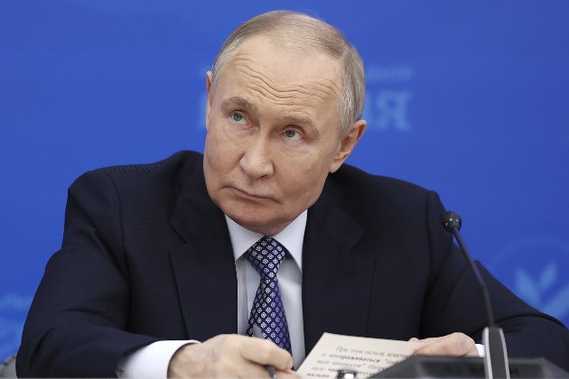 Путін вимагатиме письмової відмови від розширення НАТО для припинення вогню в Україні — Reuters