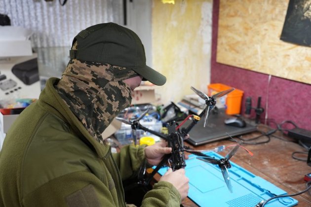 «Контракт 18-24» планують розширити на спеціальності, пов’язані з дронами: деталі