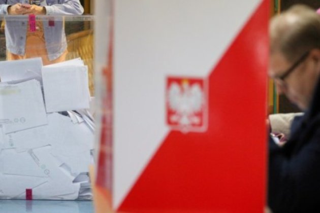 У Польщі пройшов перший тур виборів президента: хто з кандидатів отримав найбільше голосів 