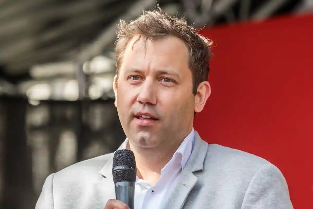 Віцеканцлер ФРН заявляє, що нових домовленостей про далекобійну зброю для України немає