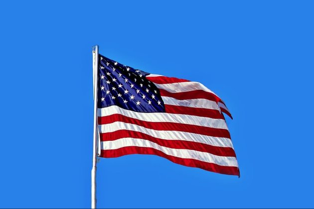 США запроваджують 100% мита на іноземні фільми