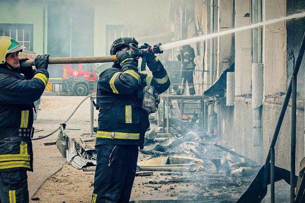 За пів доби ворог випустив по Україні понад 400 дронів: що відомо про наслідки (фото)