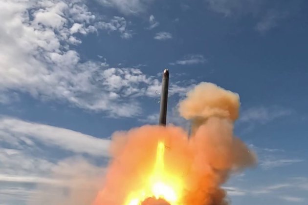 Армія рф звітувала про успішні випробування ракетного комплексу «Сармат»: що про нього відомо 